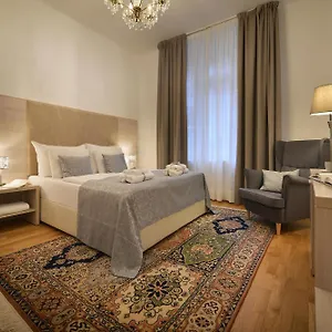 Hotel apartamentowy Old Town By Little King, Praga