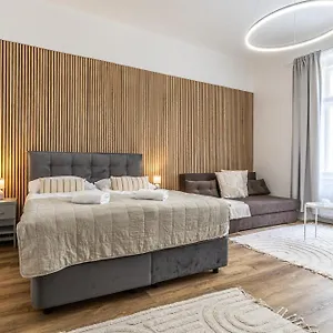 Apartmanovy Dum Centrum Apartment